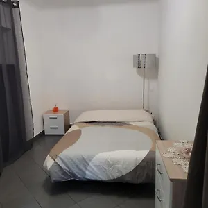 https://appartement-moulinet.fr-provencehotel.com