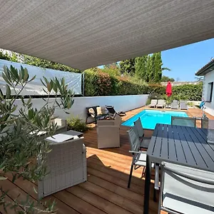 https://apt-studio-avec-piscine.midi-pyreneeshotels.com